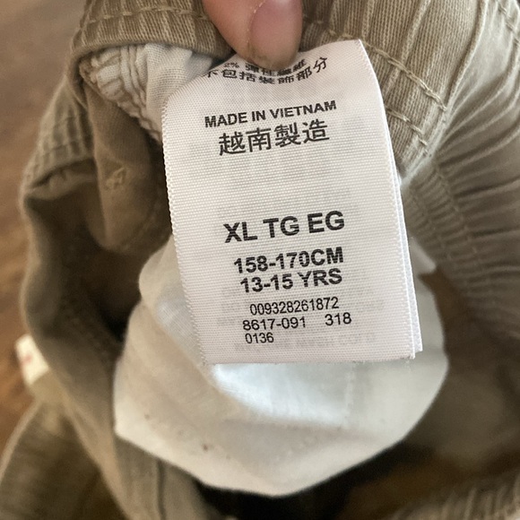 Levi’s youth jogger pants - Picture 3 of 3